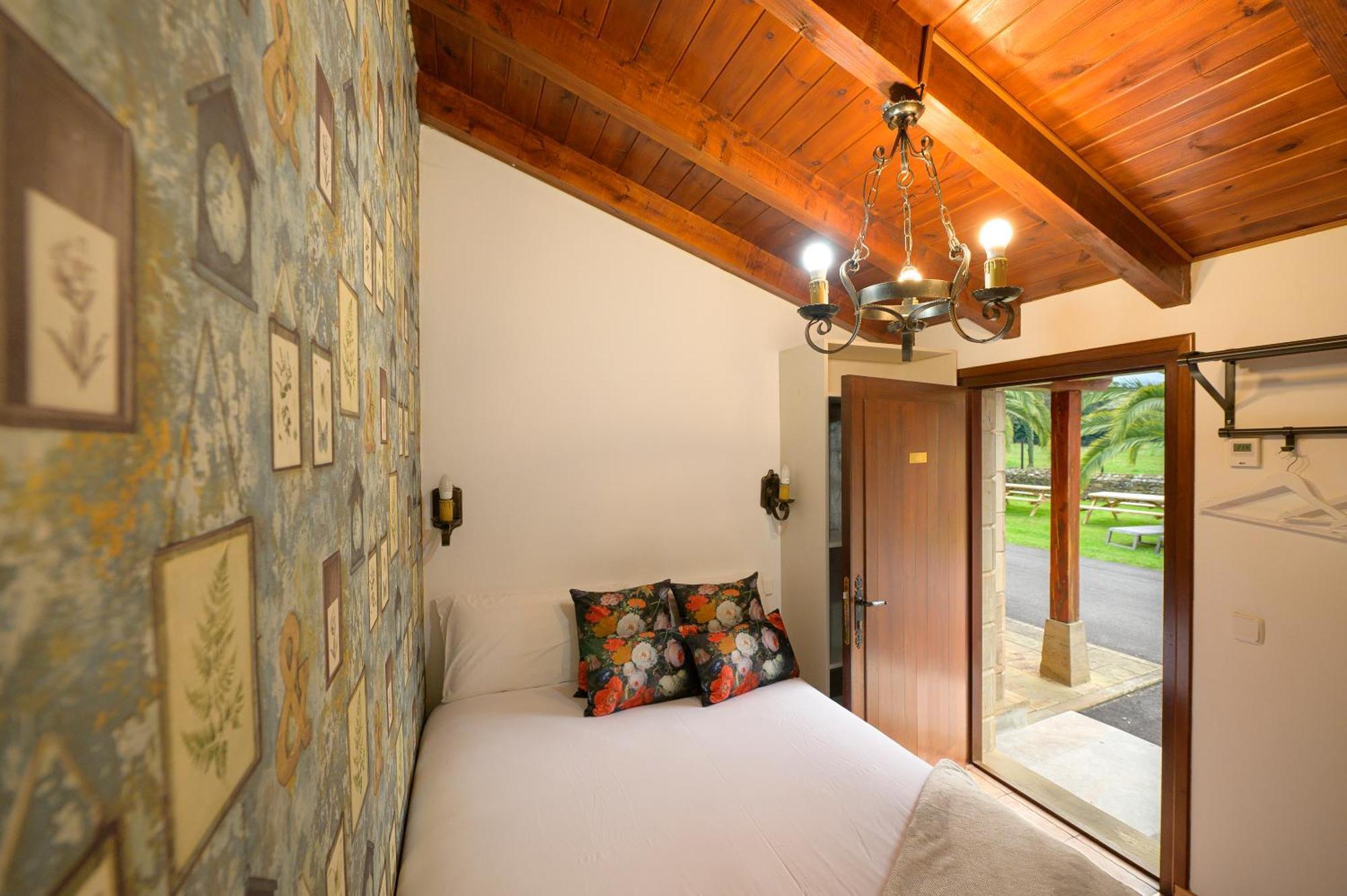 Casa Rural El Puentuco Suite Luxury Famous, Próximo a el Parque de Cabarceno Villacarriedo Exterior foto