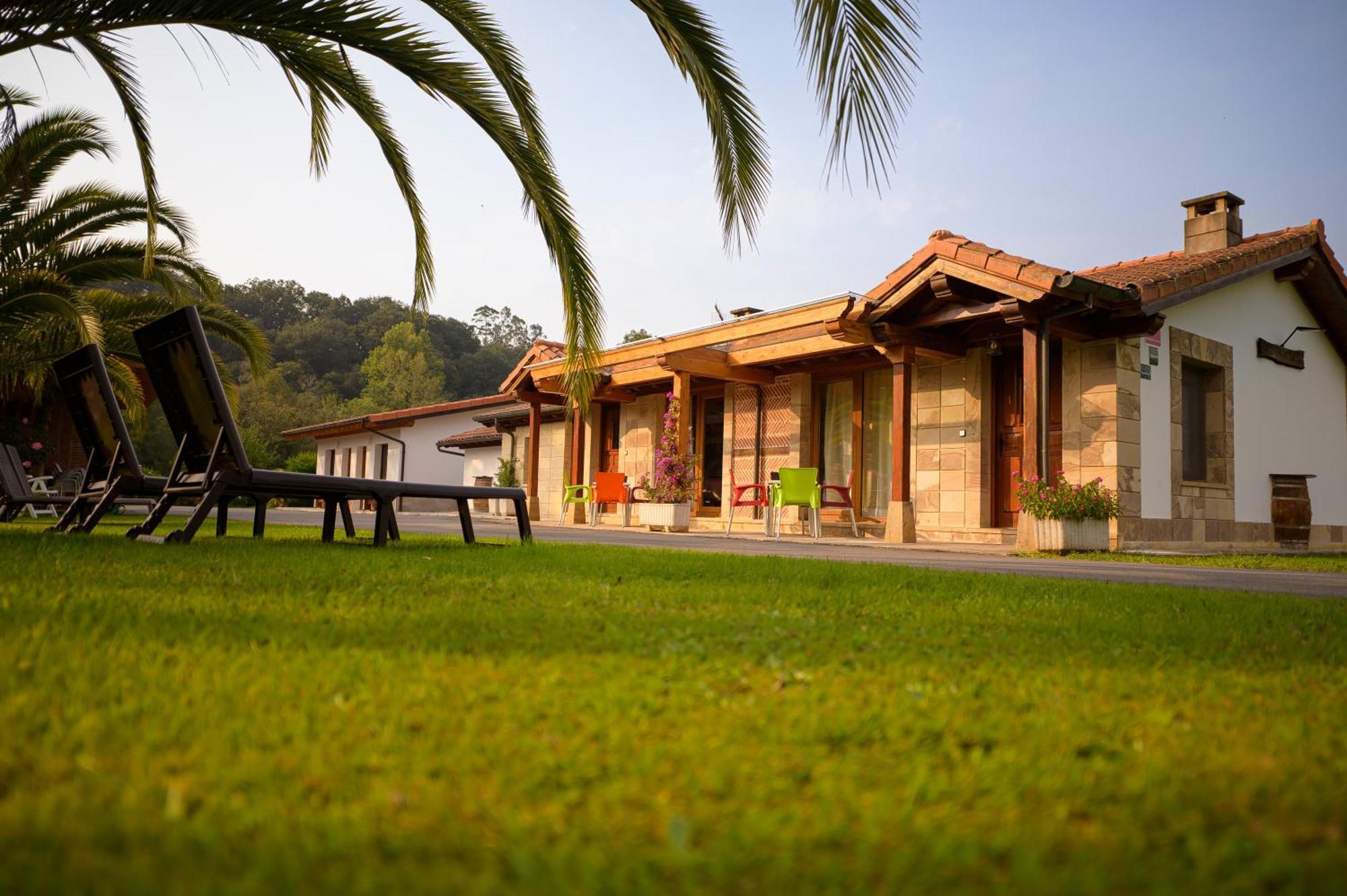 Casa Rural El Puentuco Suite Luxury Famous, Próximo a el Parque de Cabarceno Villacarriedo Exterior foto