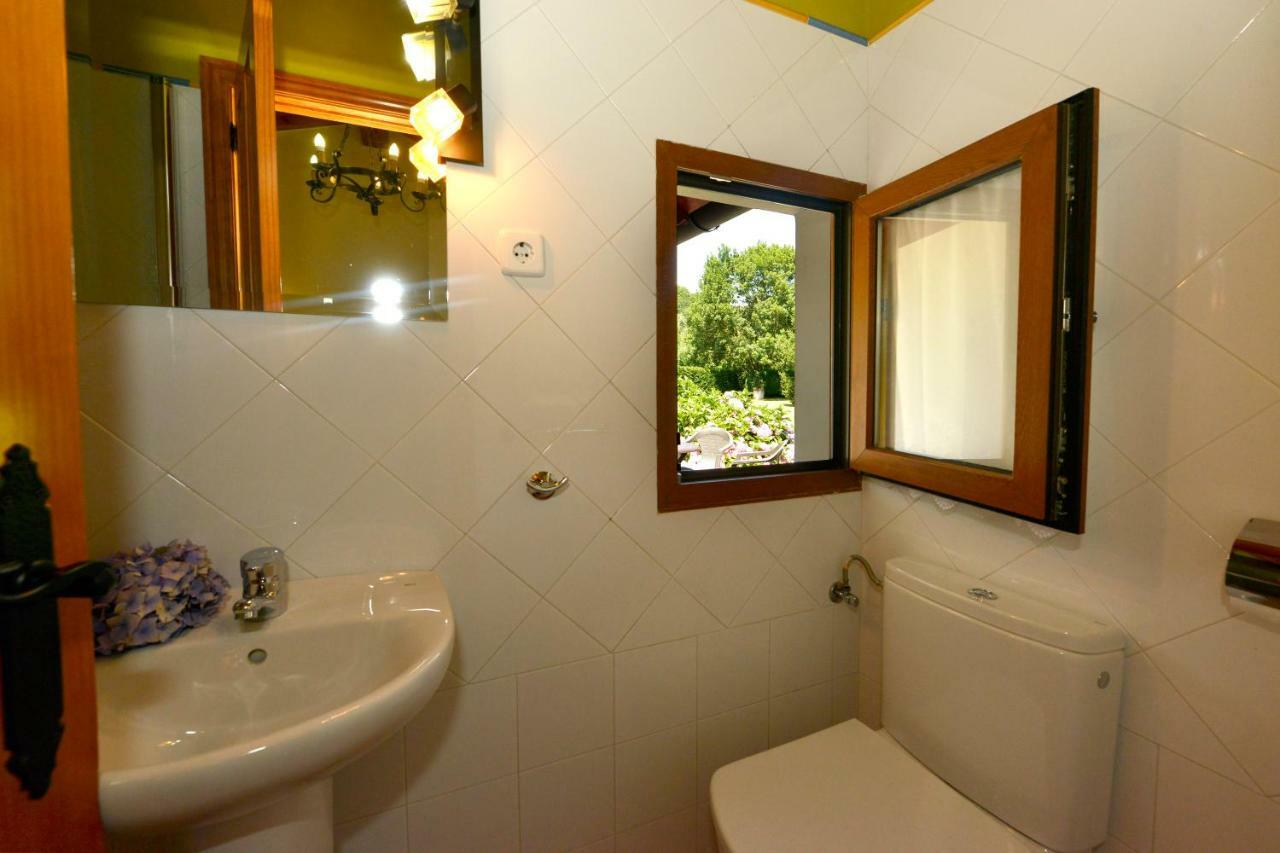 Casa Rural El Puentuco Suite Luxury Famous, Próximo a el Parque de Cabarceno Villacarriedo Exterior foto