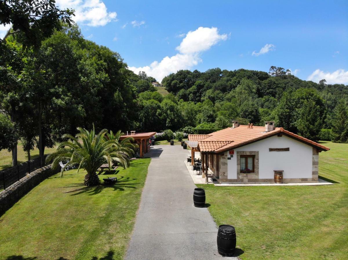 Casa Rural El Puentuco Suite Luxury Famous, Próximo a el Parque de Cabarceno Villacarriedo Exterior foto