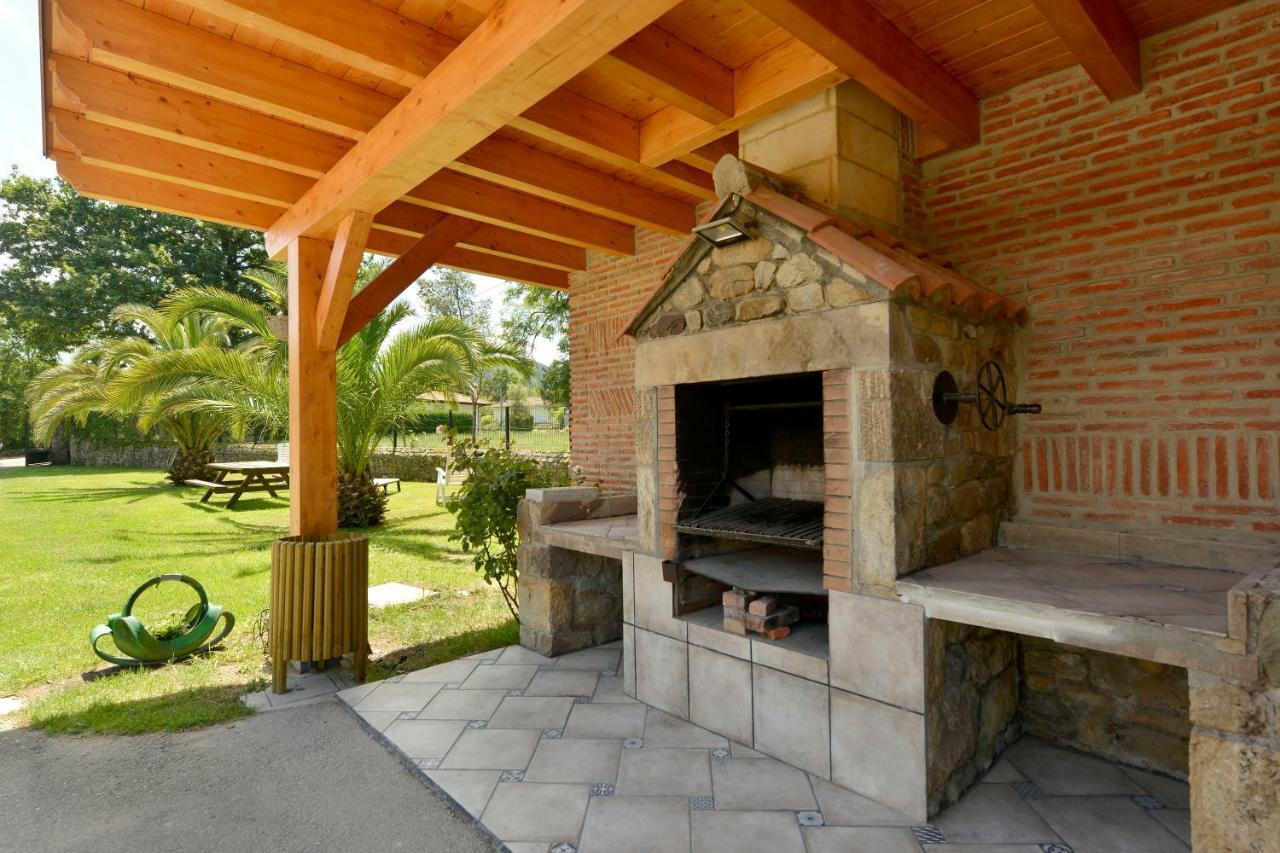 Casa Rural El Puentuco Suite Luxury Famous, Próximo a el Parque de Cabarceno Villacarriedo Exterior foto