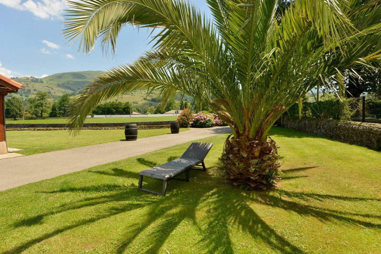 Casa Rural El Puentuco Suite Luxury Famous, Próximo a el Parque de Cabarceno Villacarriedo Exterior foto